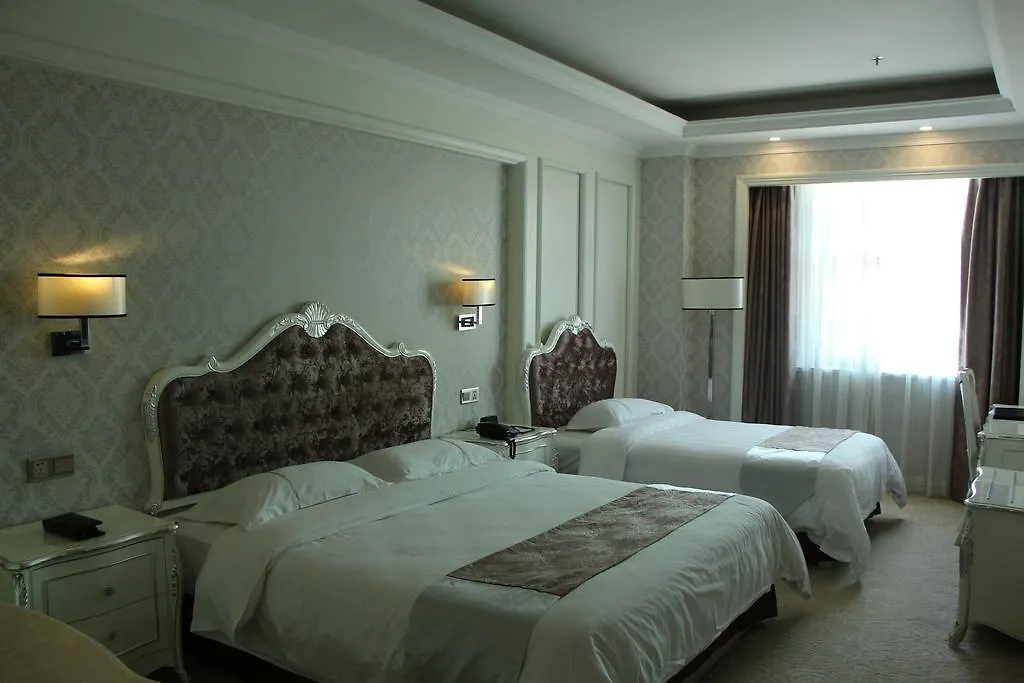 ****  Zhuhai Rongfeng Hotel China