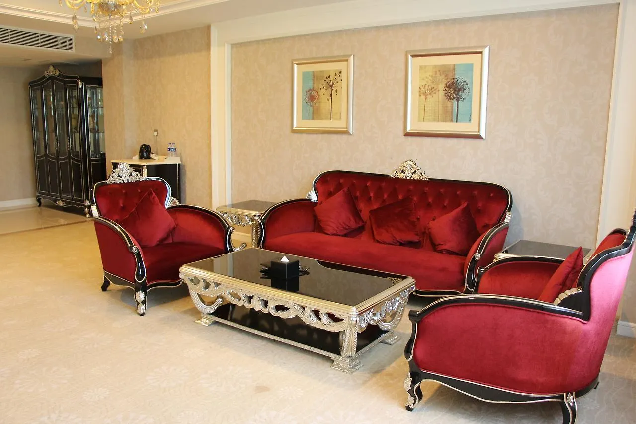 Zhuhai Rongfeng Hotel 4*,  China