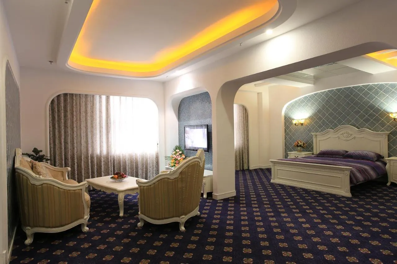 Zhuhai Rongfeng Hotel